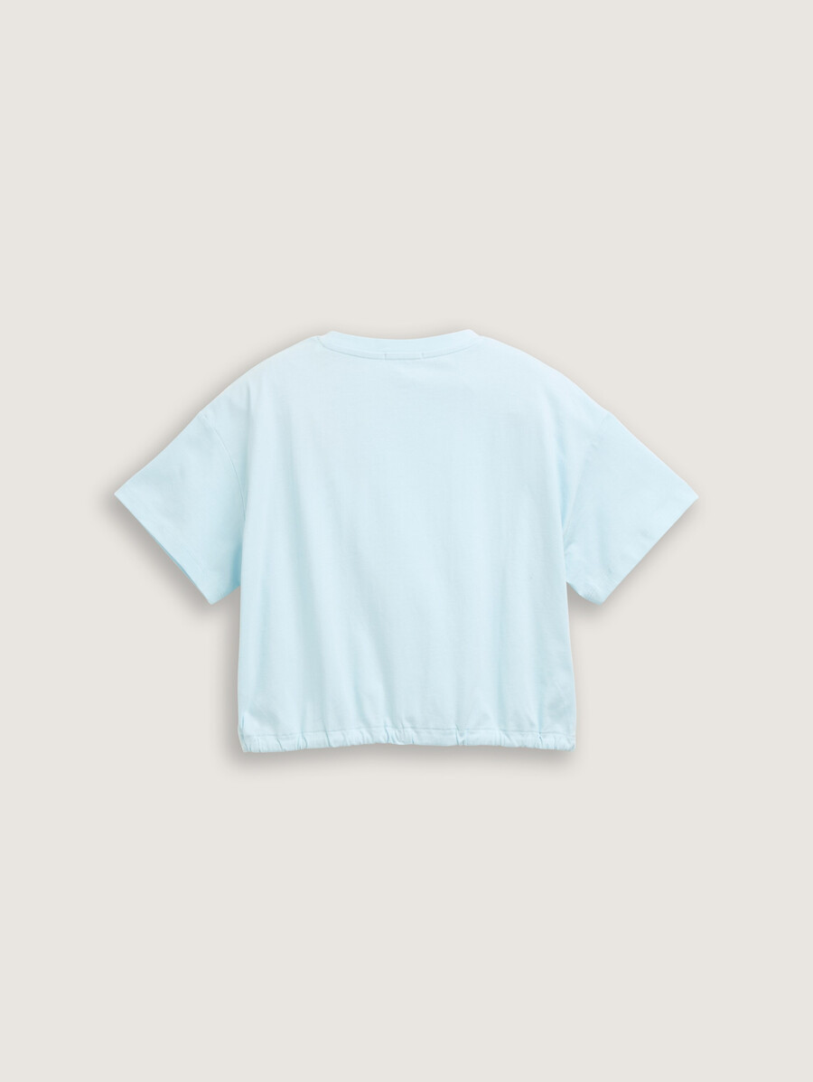 camiseta corta con cordón
