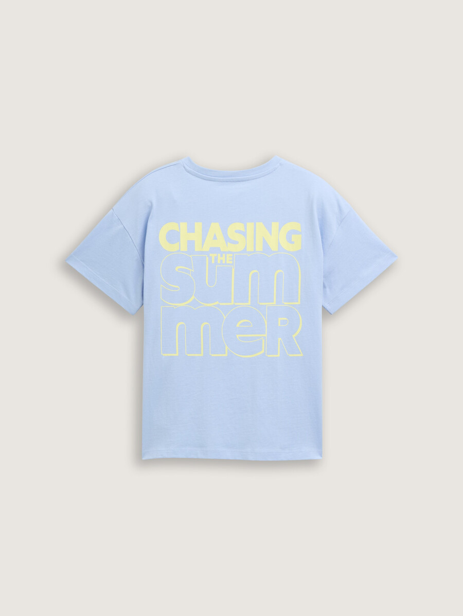 camiseta oversize con estampado
