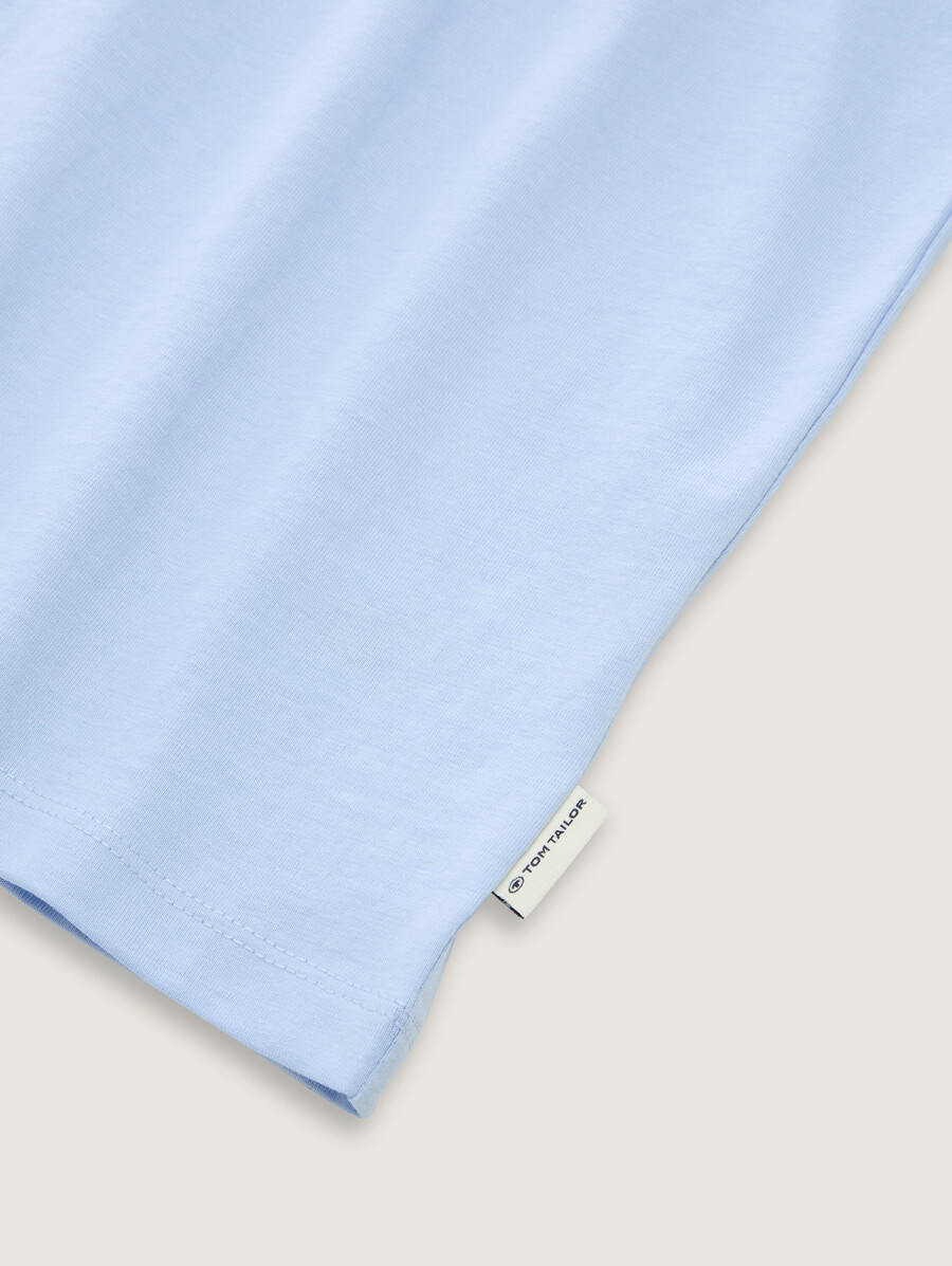 camiseta oversize con estampado