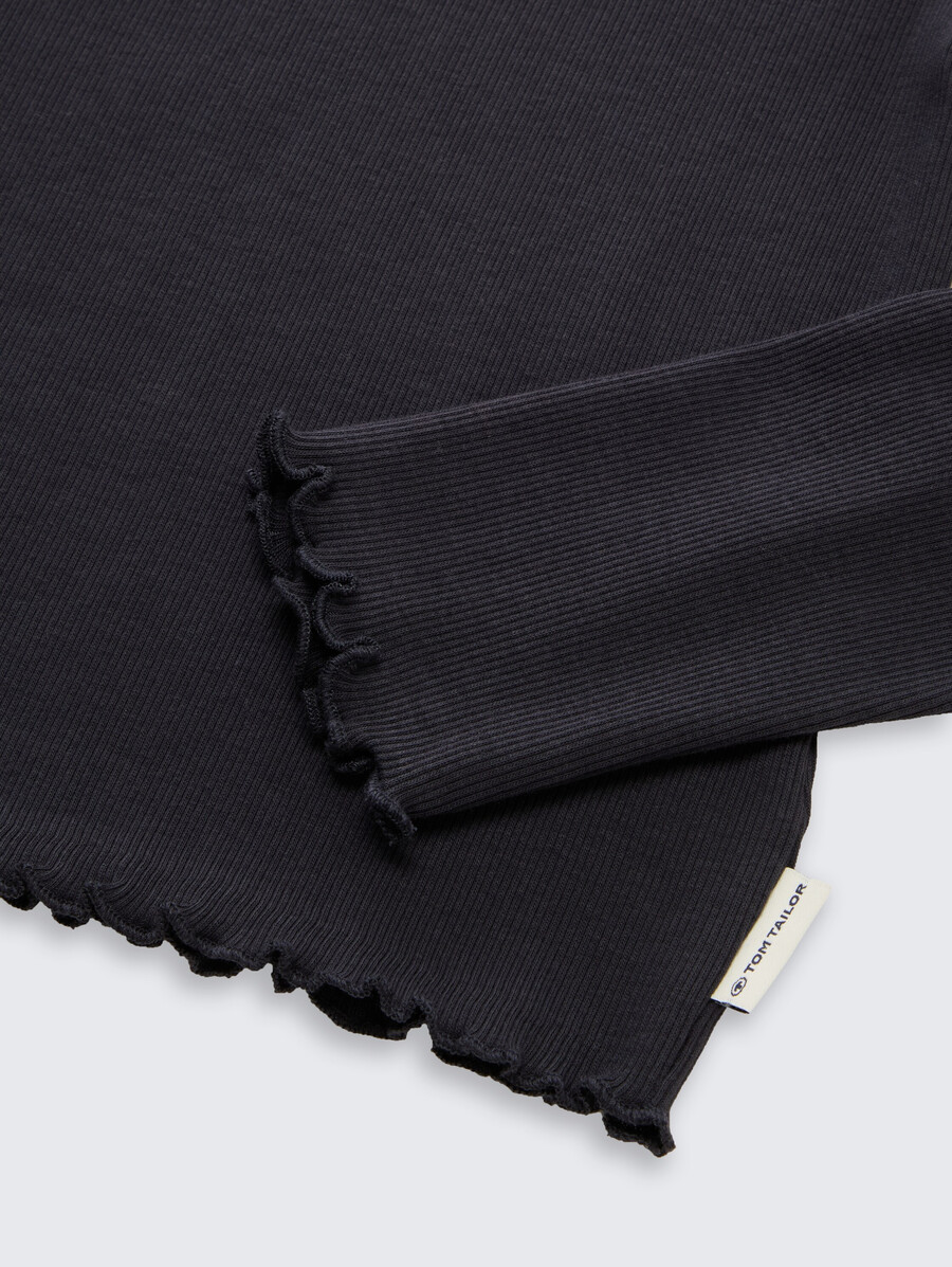 camisa corta de manga larga con textura acanalada
