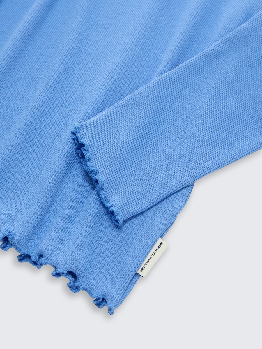 camisa corta de manga larga con textura acanalada