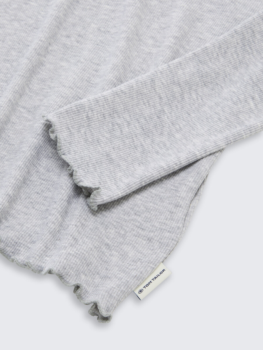 camisa corta de manga larga con textura acanalada