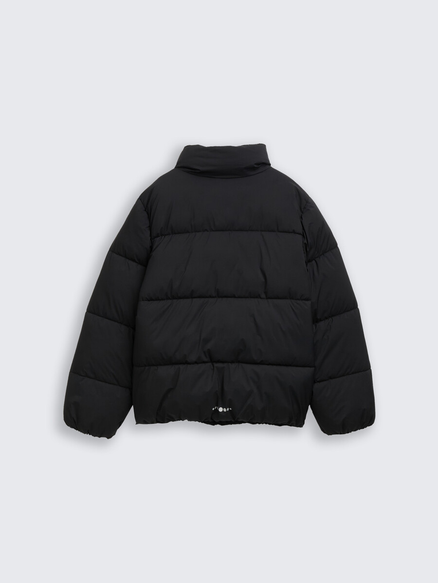 chaqueta acolchada con cuello alto