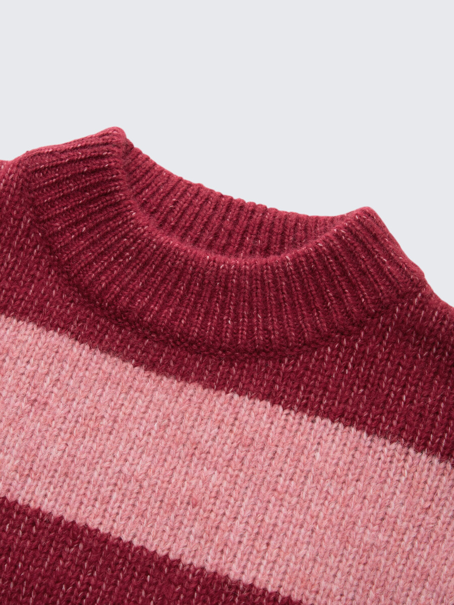 jersey de punto con bloques de color recortados