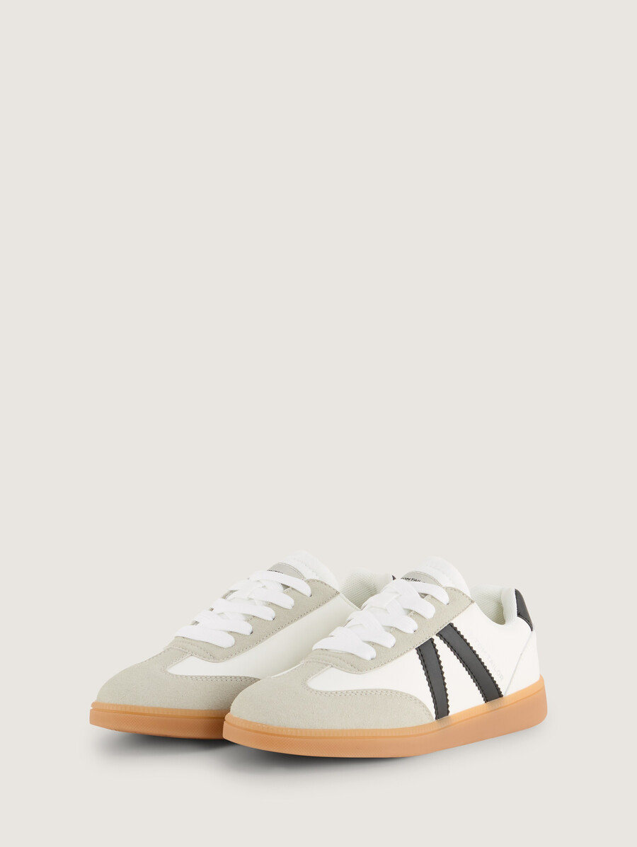 zapatillas con bloques de color