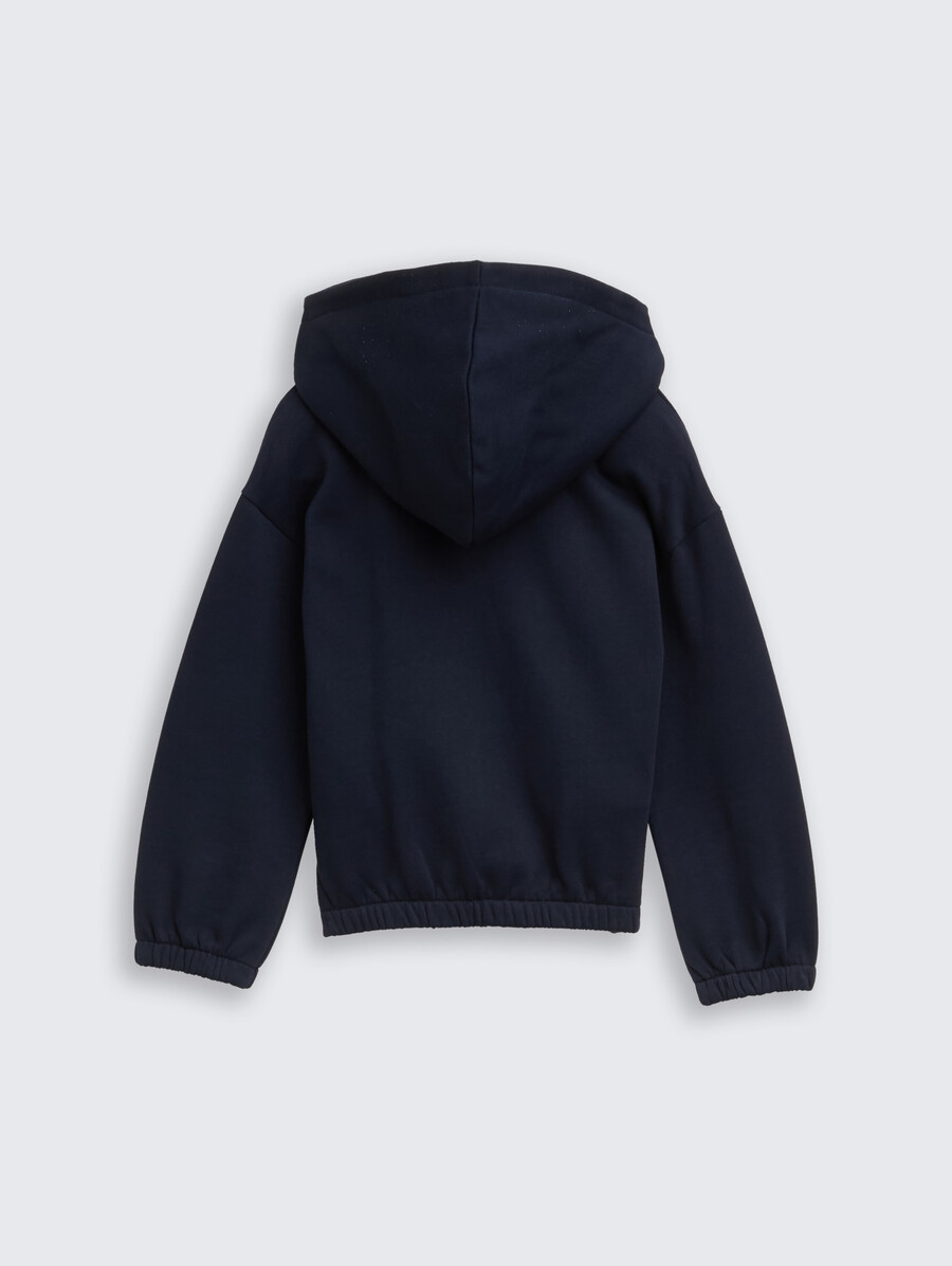 chaqueta deportiva corta con capucha y bordado
