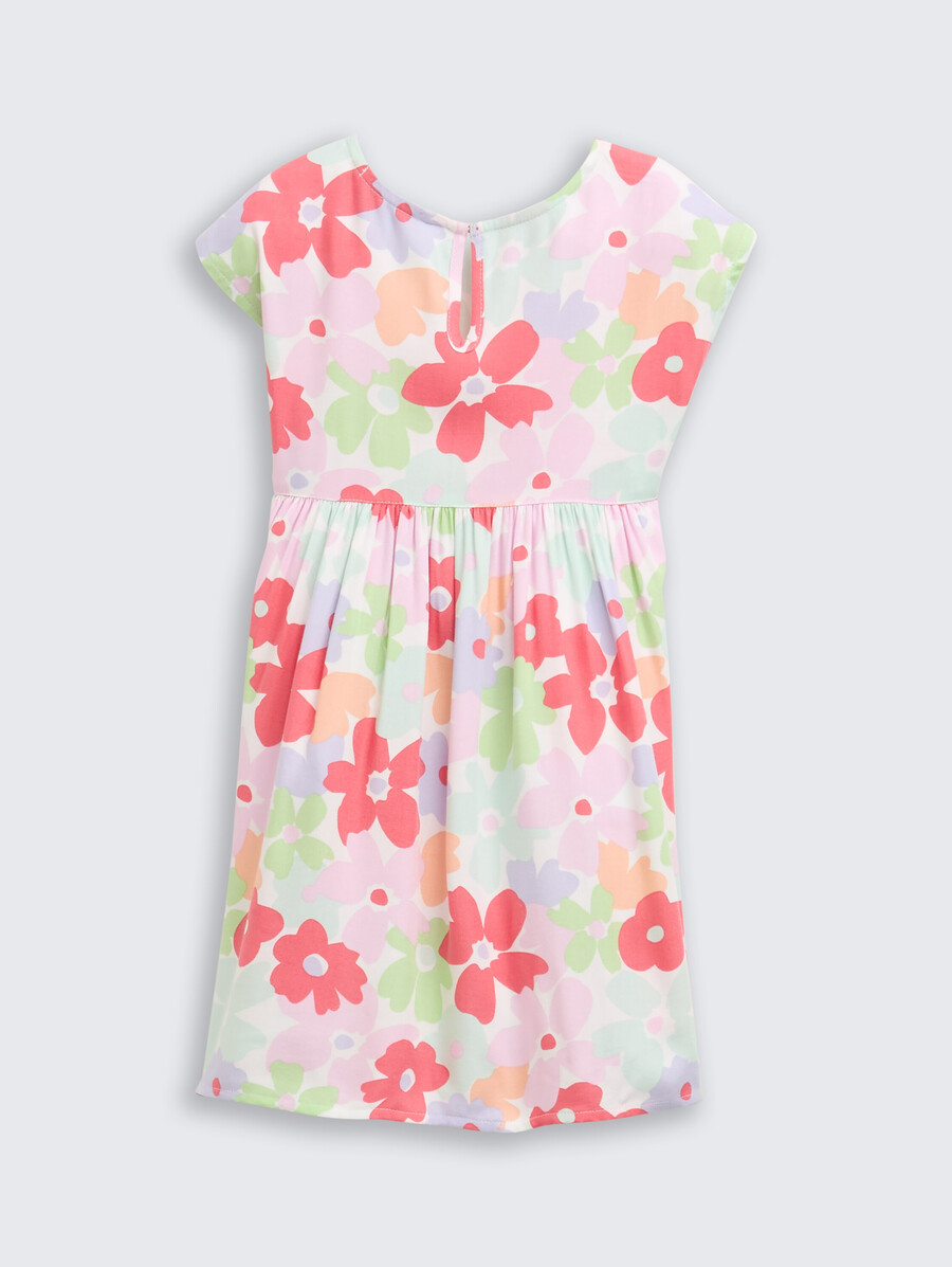 minivestido con bolsillos abiertos