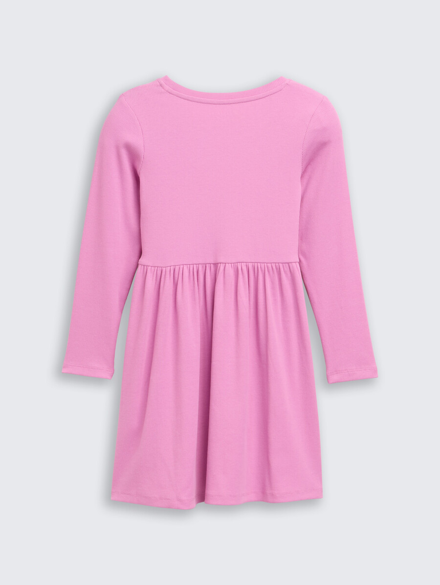 mini vestido con bordado