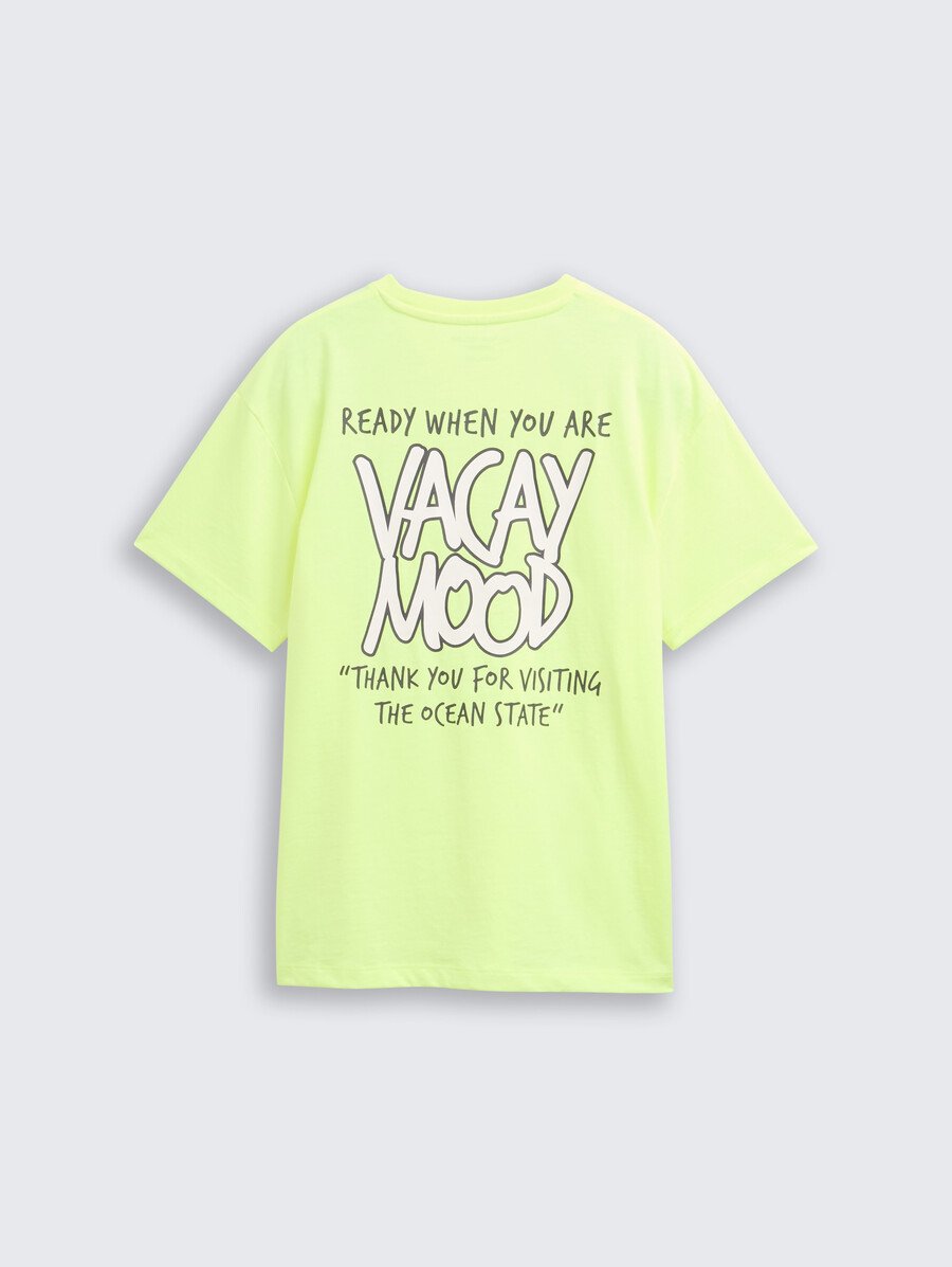 camiseta oversize con estampado