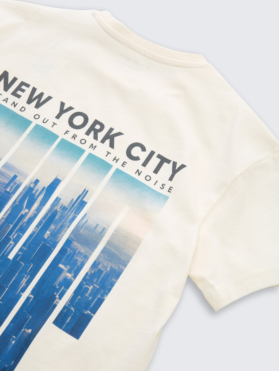 camiseta oversize con estampado en la espalda