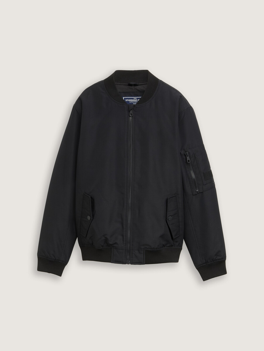 chaqueta bomber repelente al agua