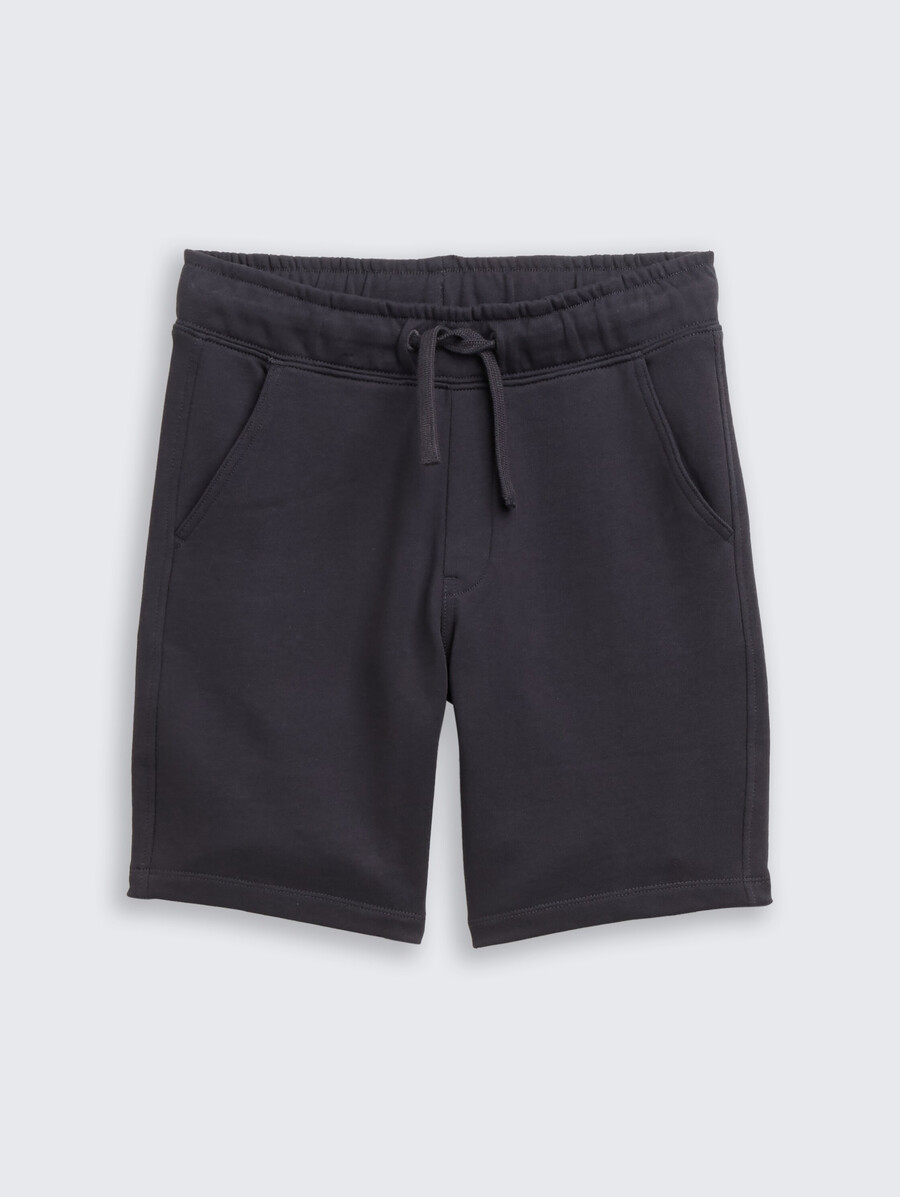 pantalones cortos deportivos básicos