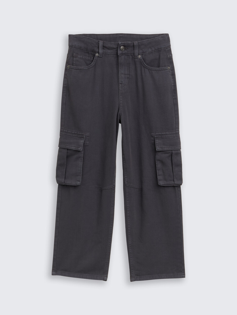 pantalones cargo holgados