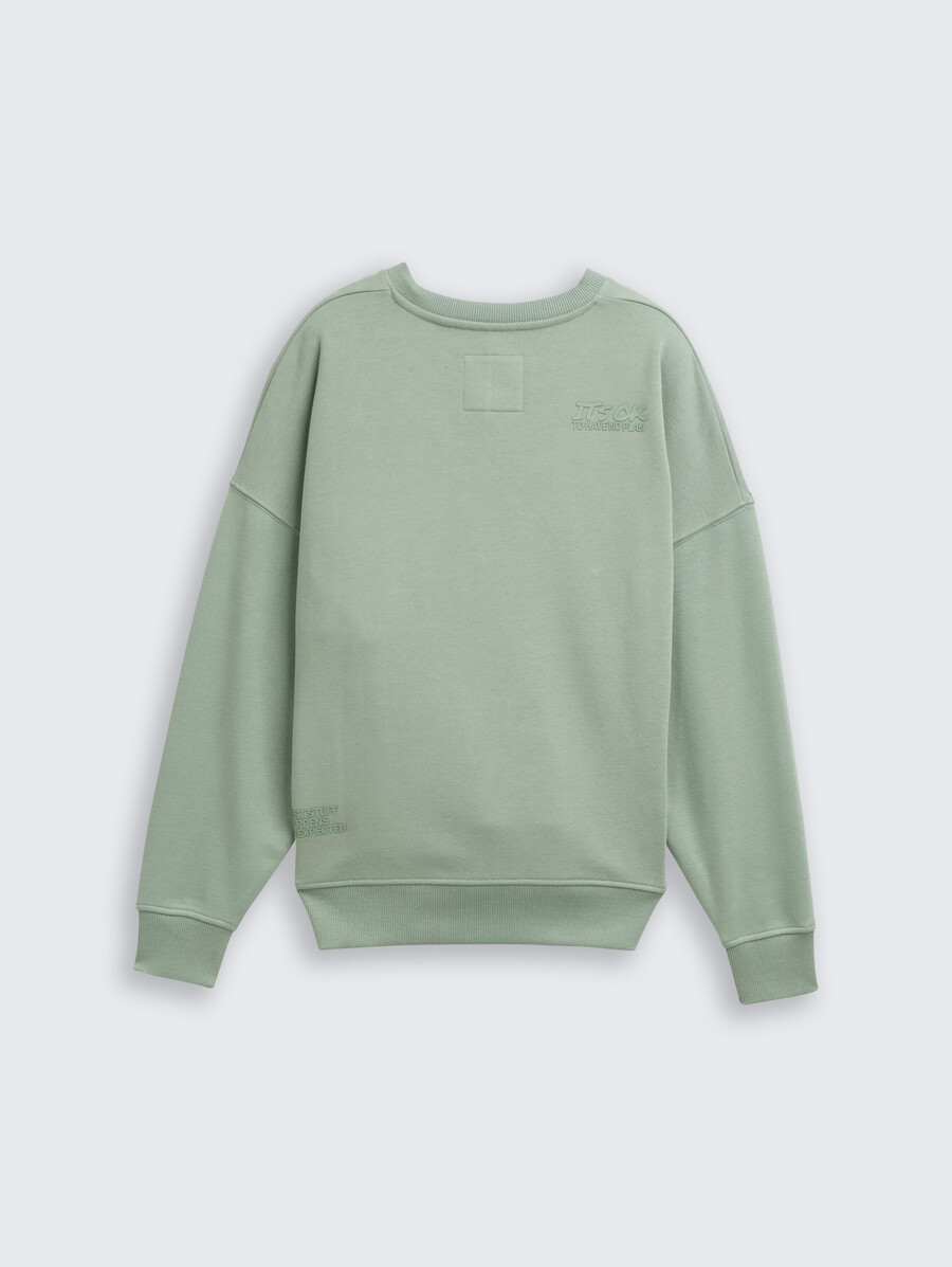 sudadera oversize con estampado en la espalda