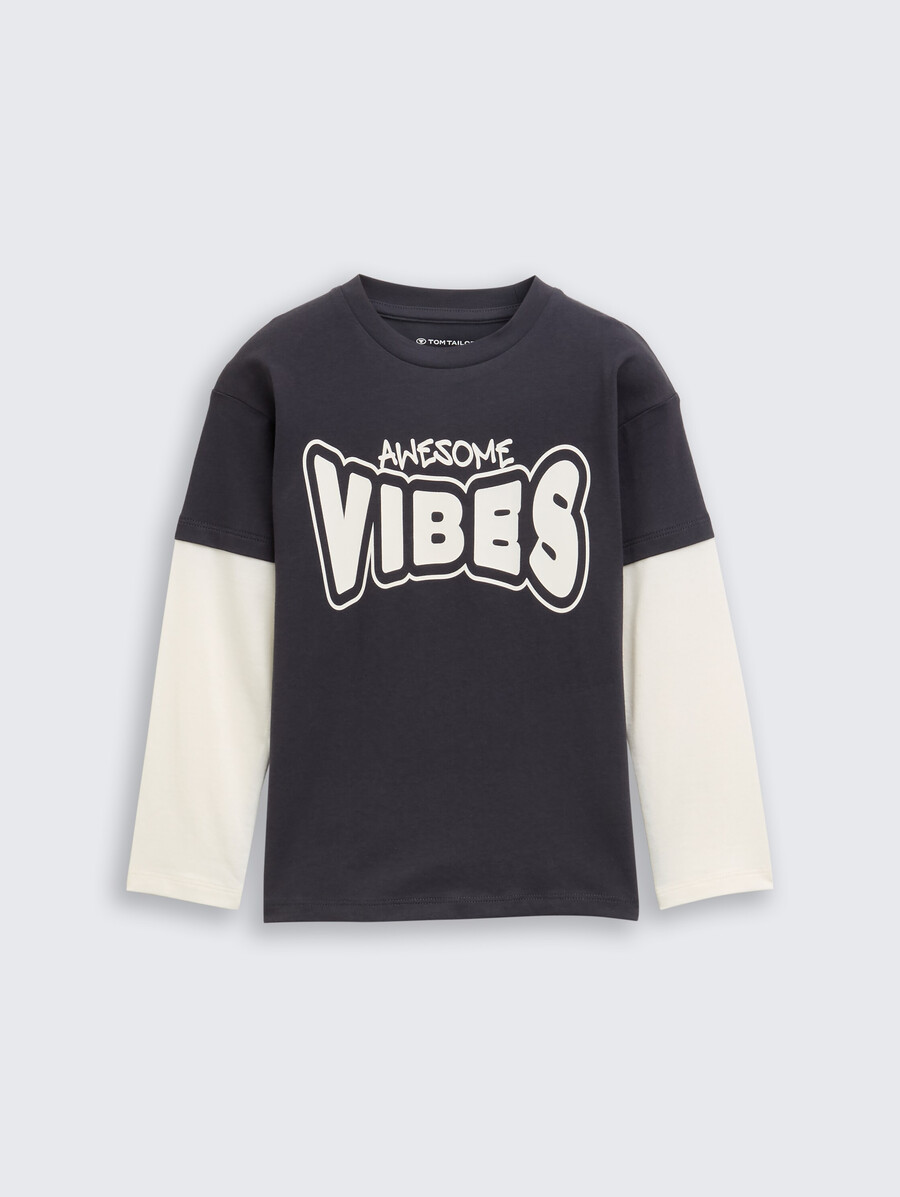 camisa de manga larga de gran tamaño con un look 2 en 1