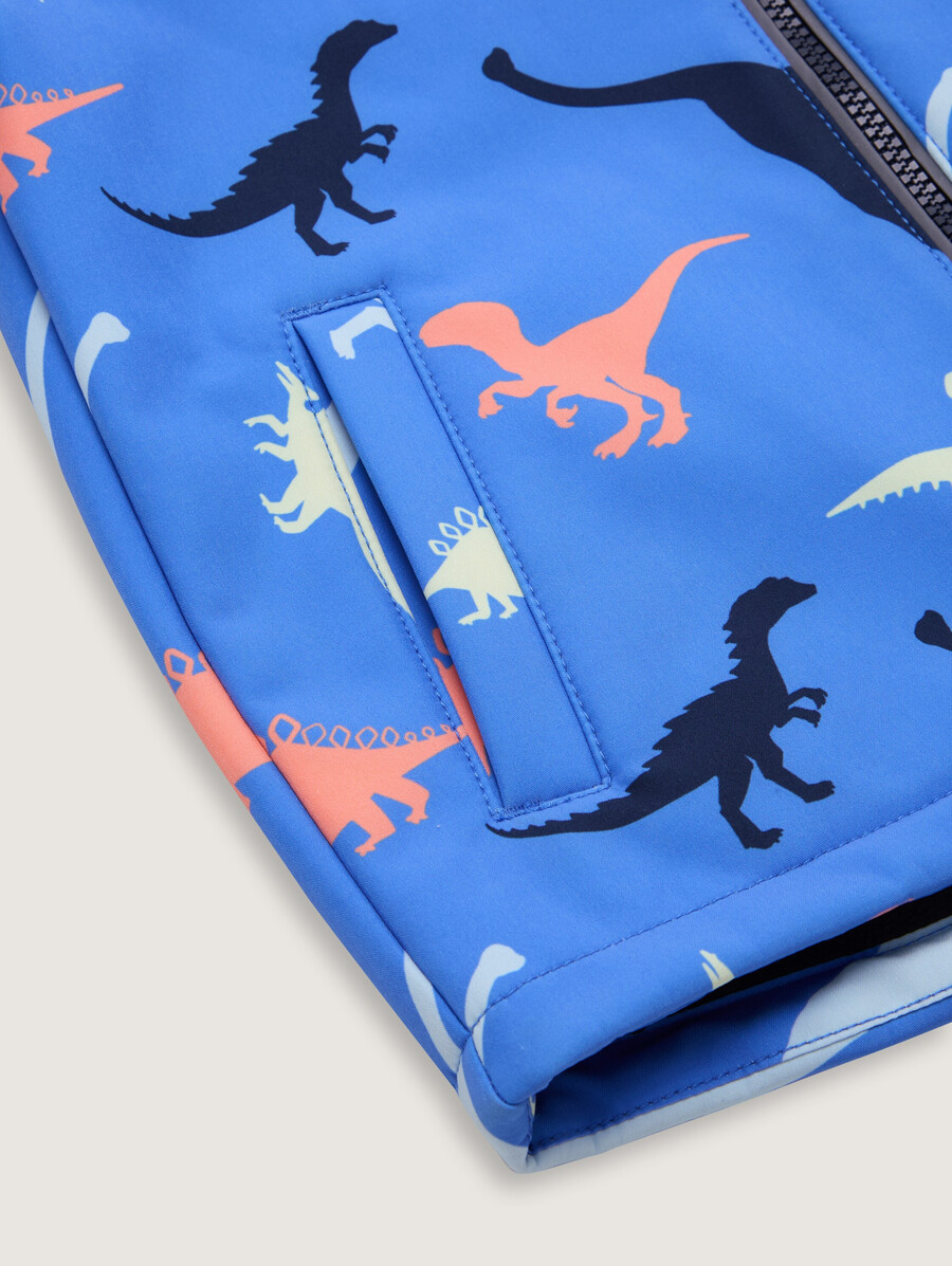 chaqueta softshell con estampado integral