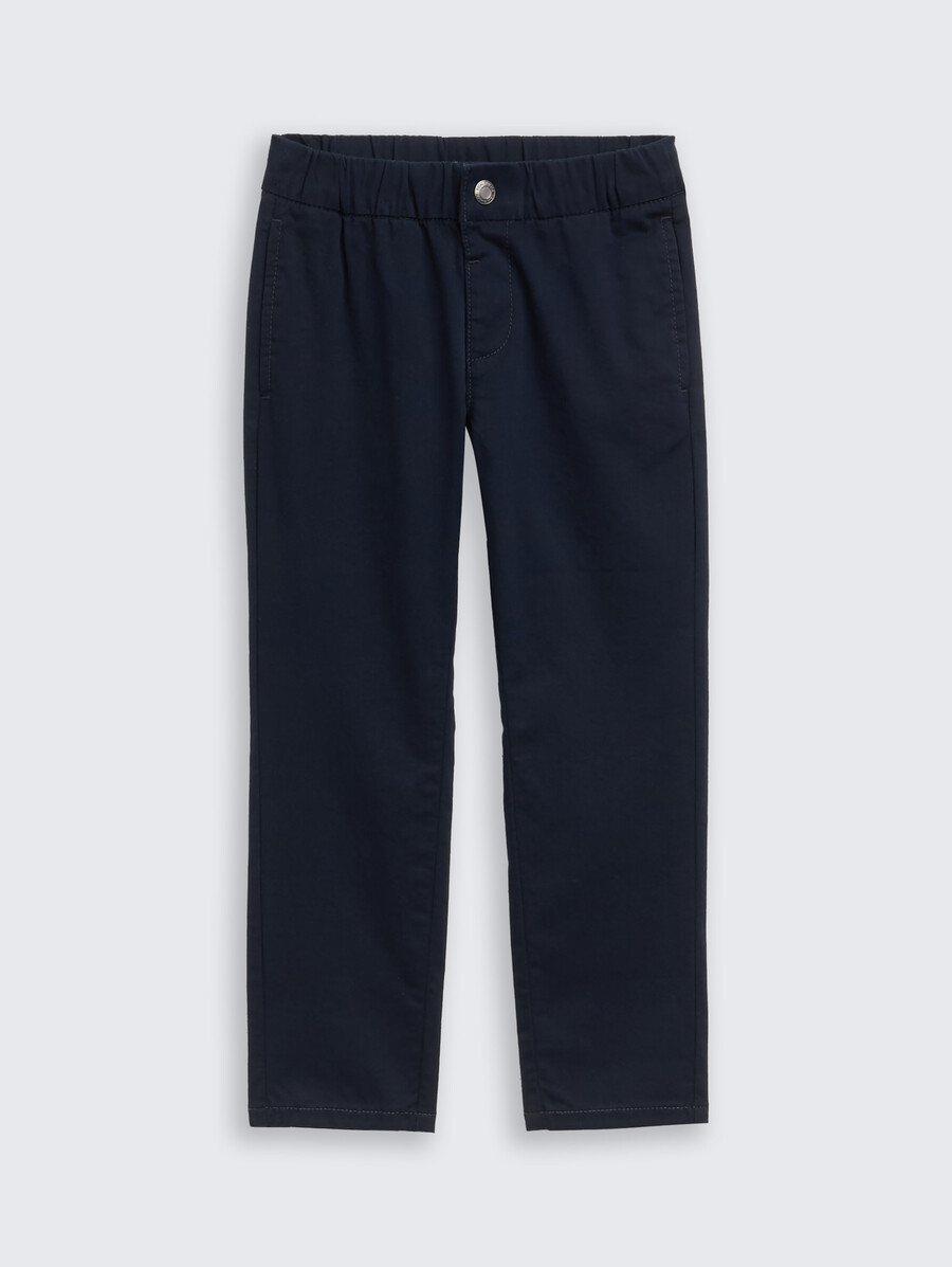 pantalones chinos ajustados