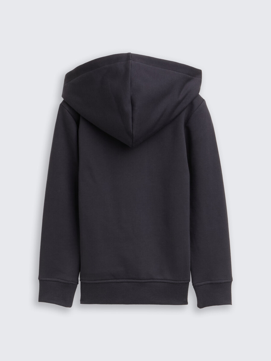 chaqueta deportiva con capucha y bordado
