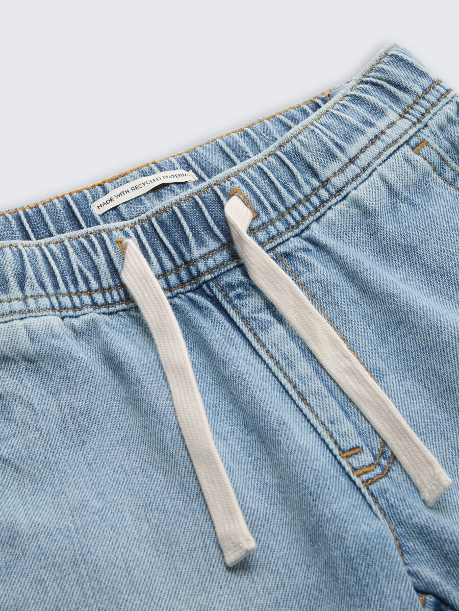 pantalones cortos de mezclilla con cordón