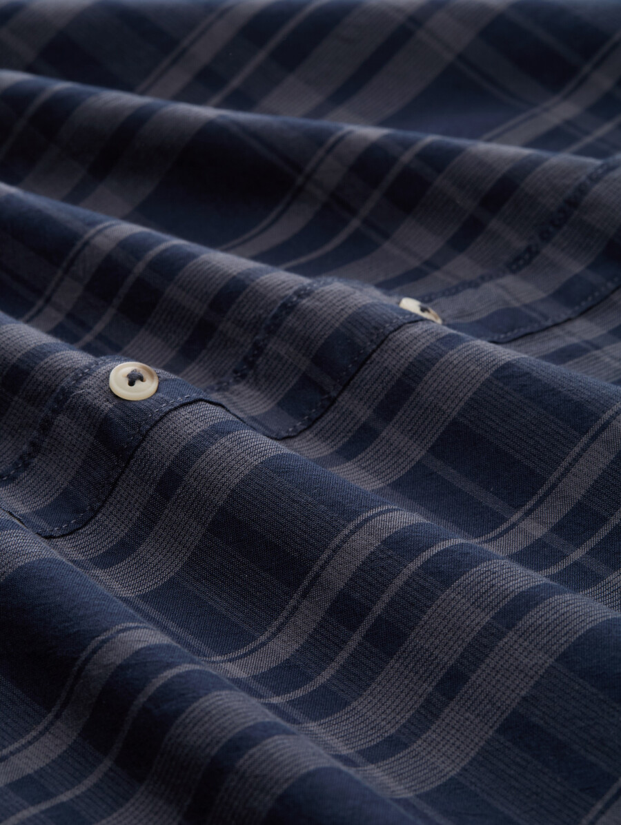 camisa de corte regular con estampado de cuadros