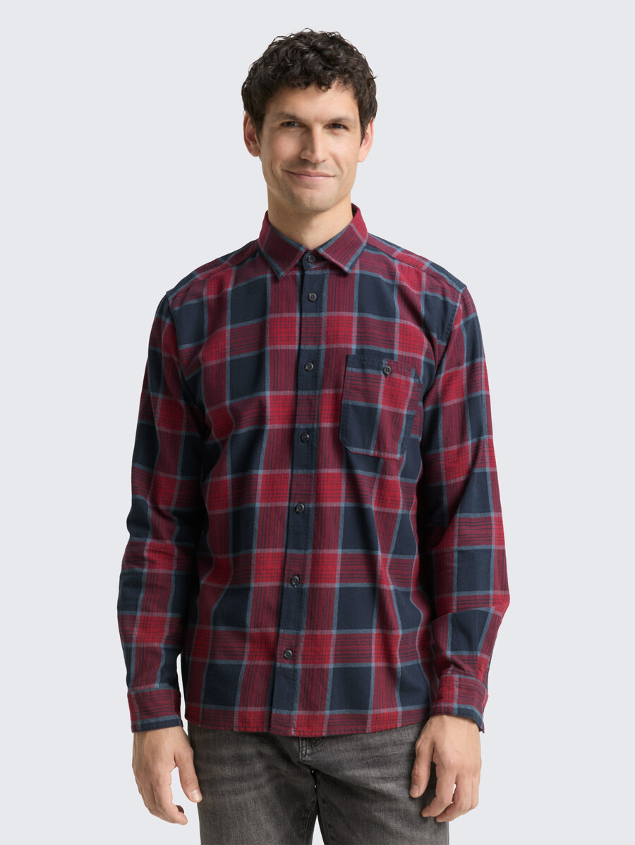 camisa de corte cómodo con estampado de cuadros
