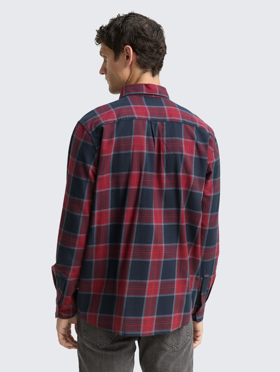 camisa de corte cómodo con estampado de cuadros