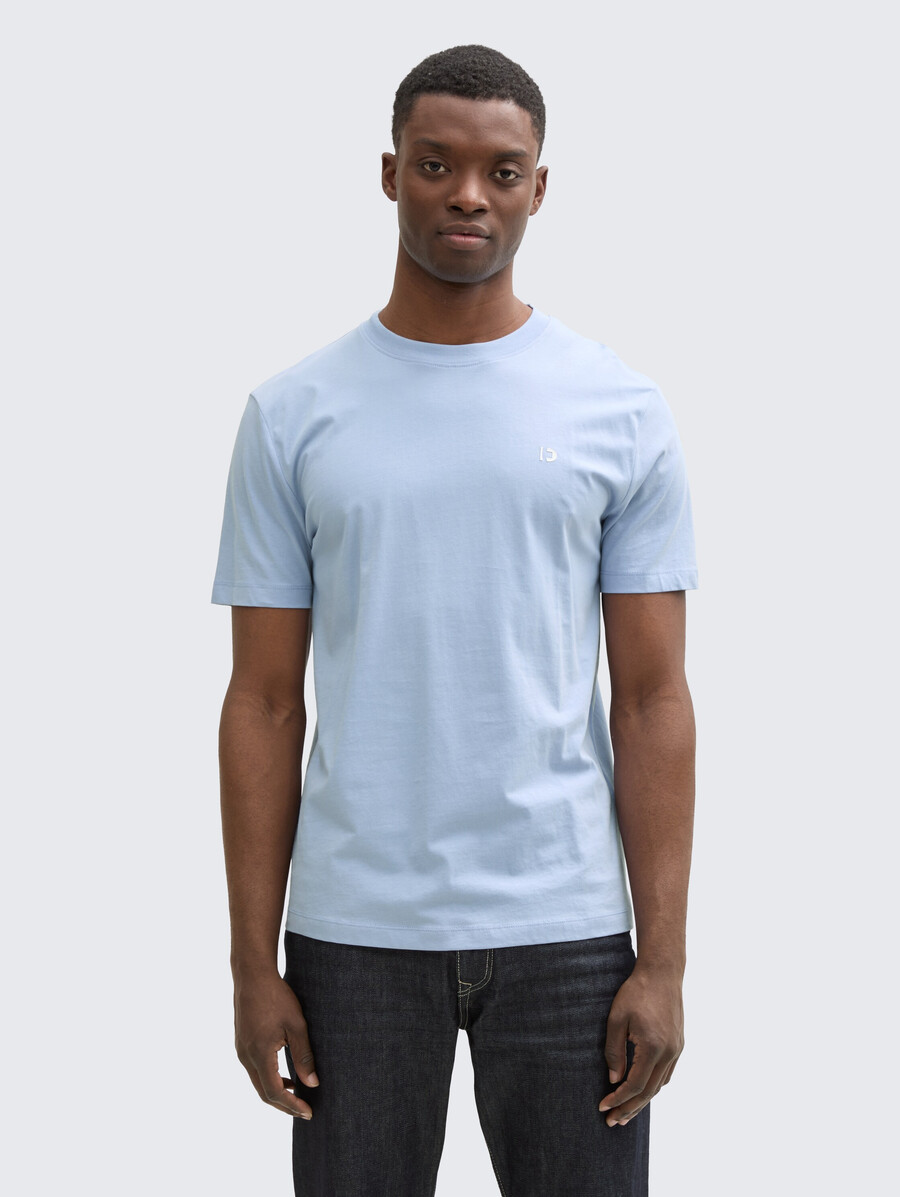 camiseta básica