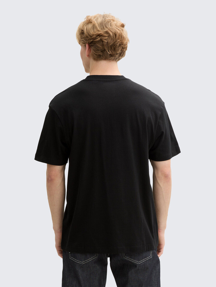 camiseta de algodón de corte relajado