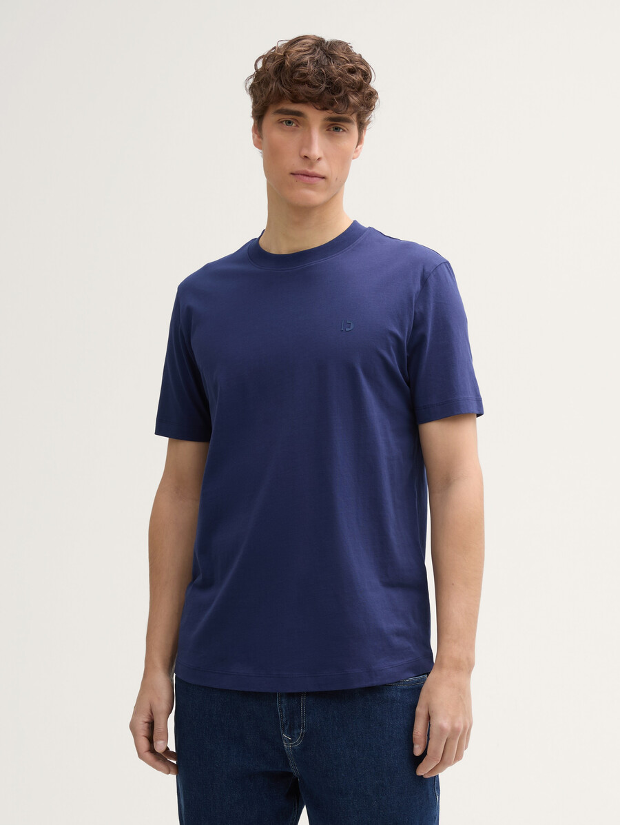 camiseta básica