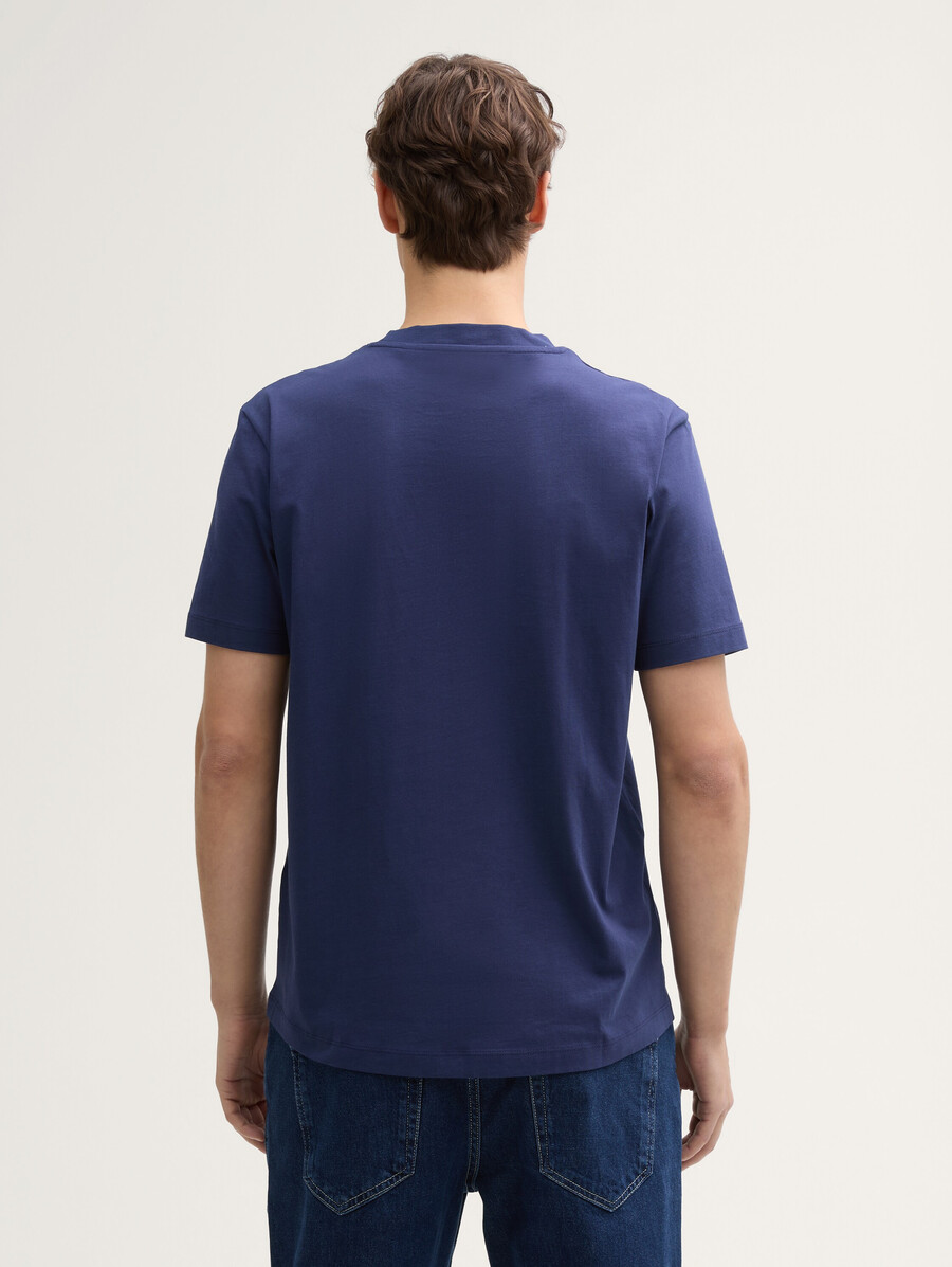 camiseta básica