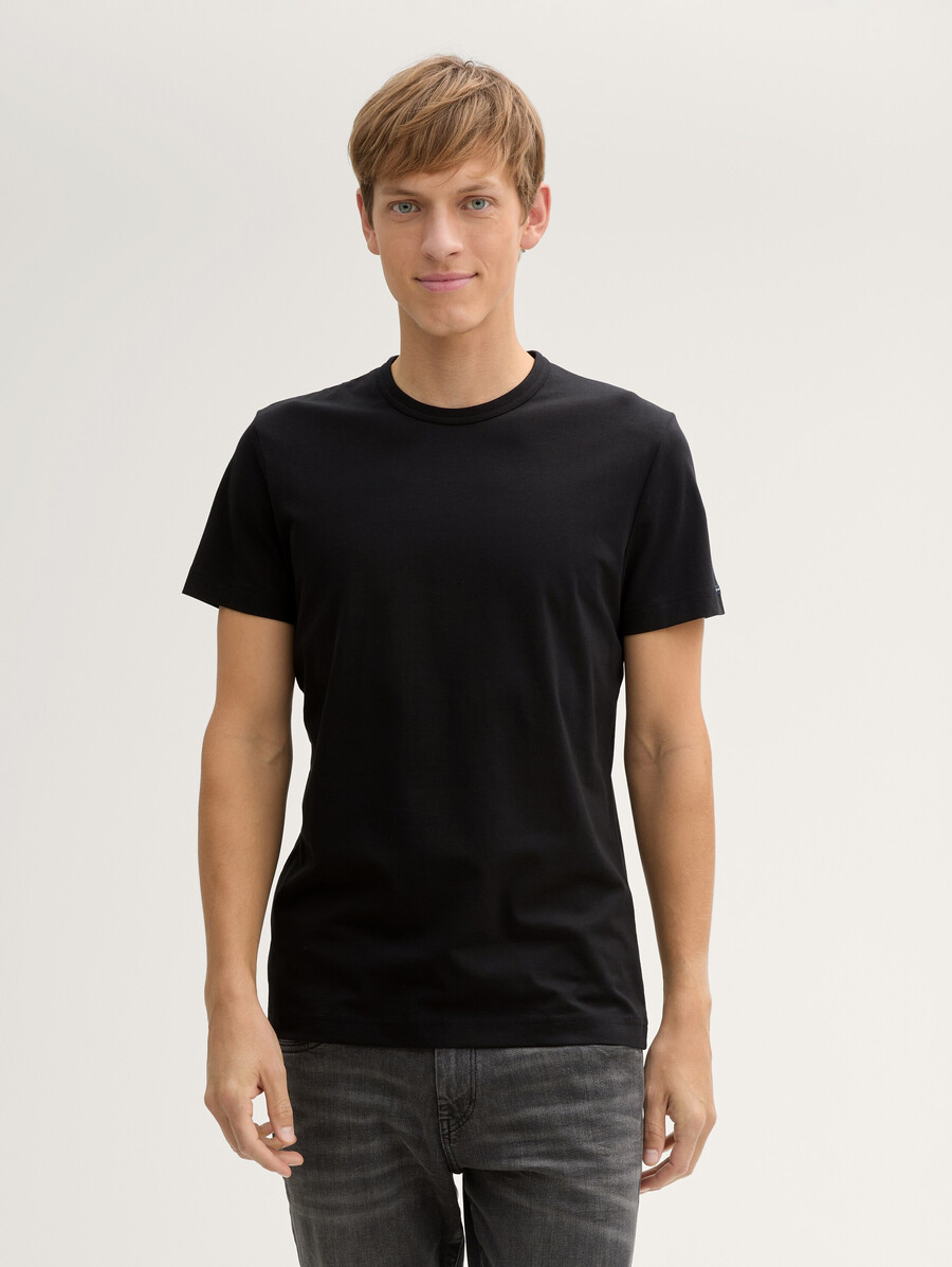camiseta slim fit con elástico