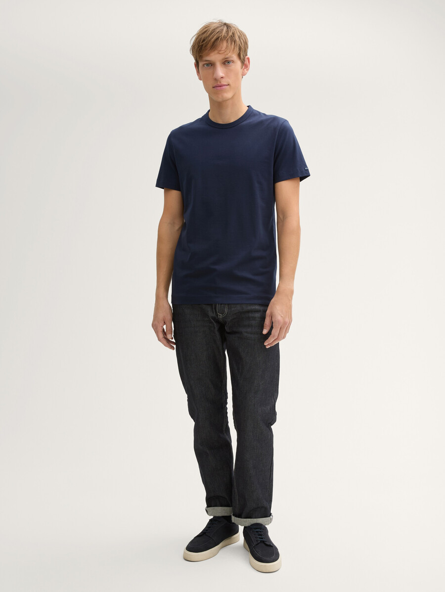 camiseta slim fit con elástico