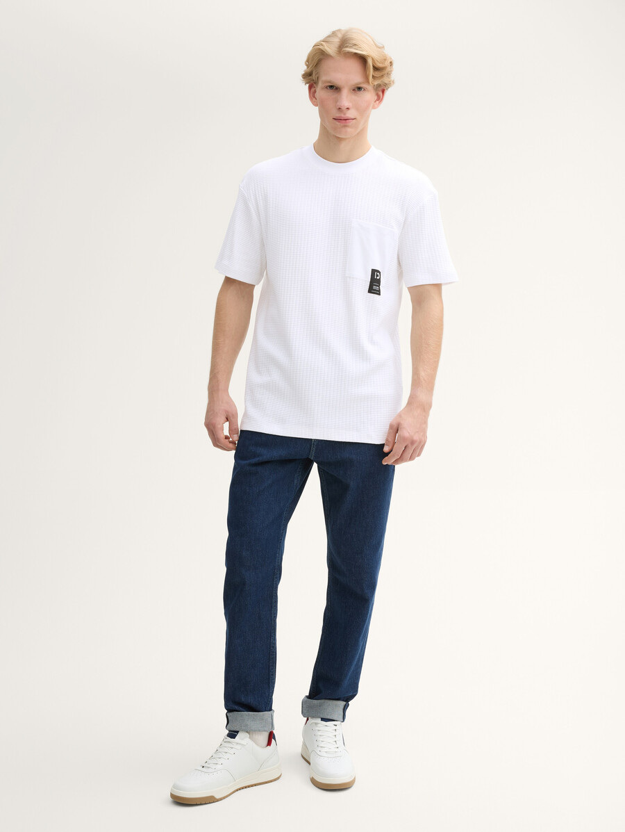 camiseta de corte relajado con bolsillo en el pecho