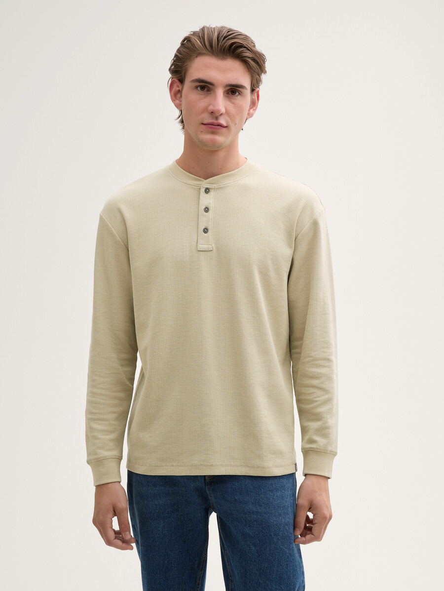 camisa henley de manga larga de corte relajado