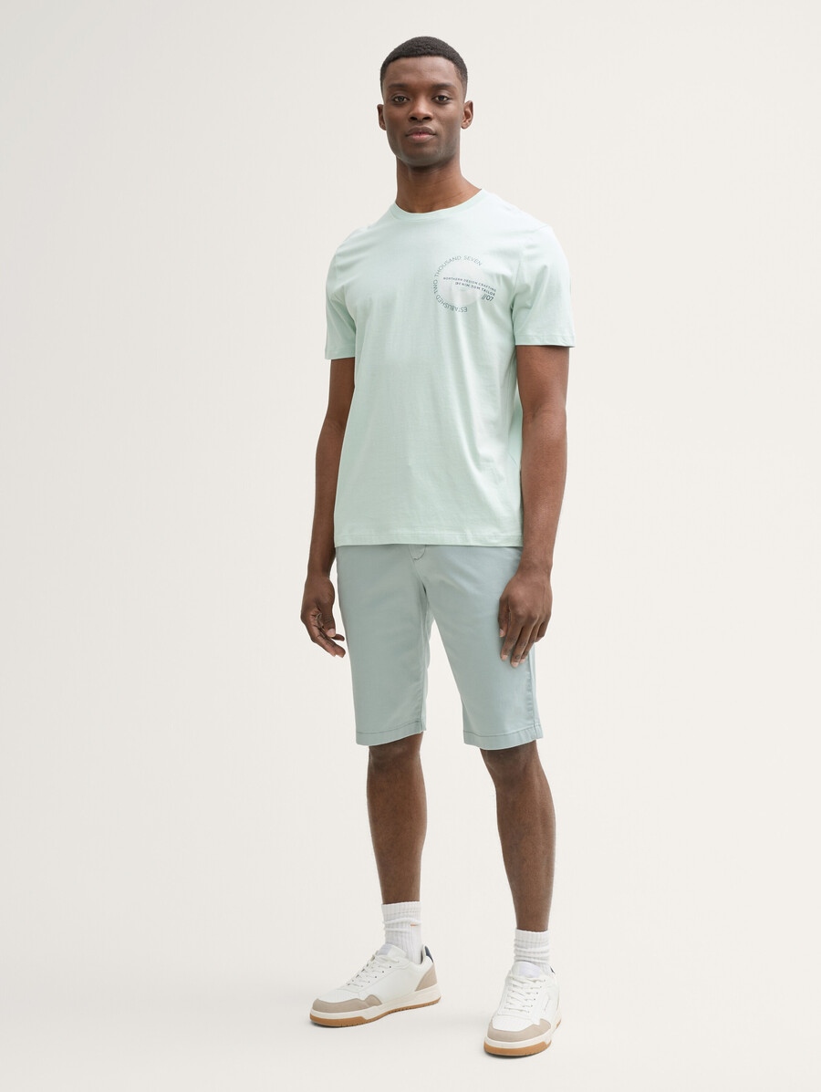 camiseta básica con estampado de logo