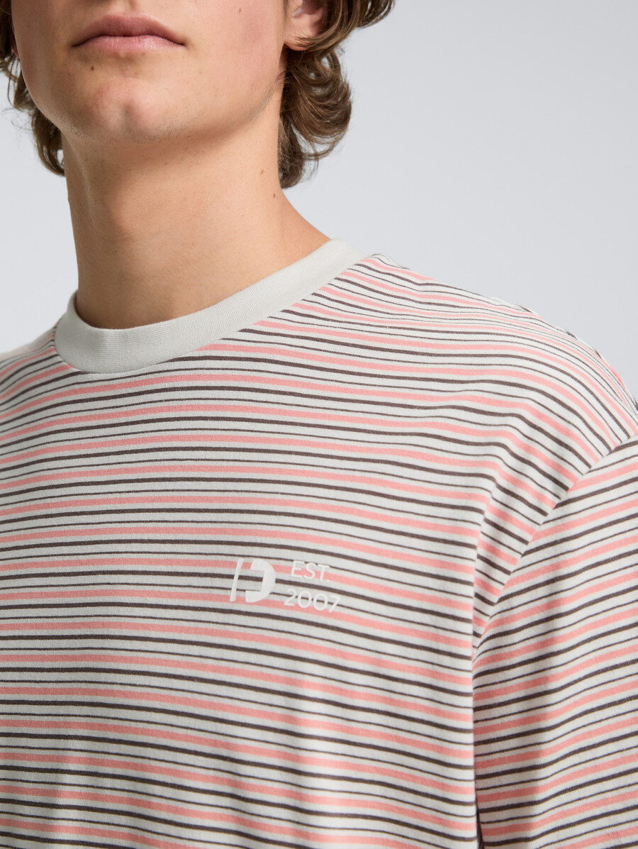 camiseta de corte relajado con estampado de rayas