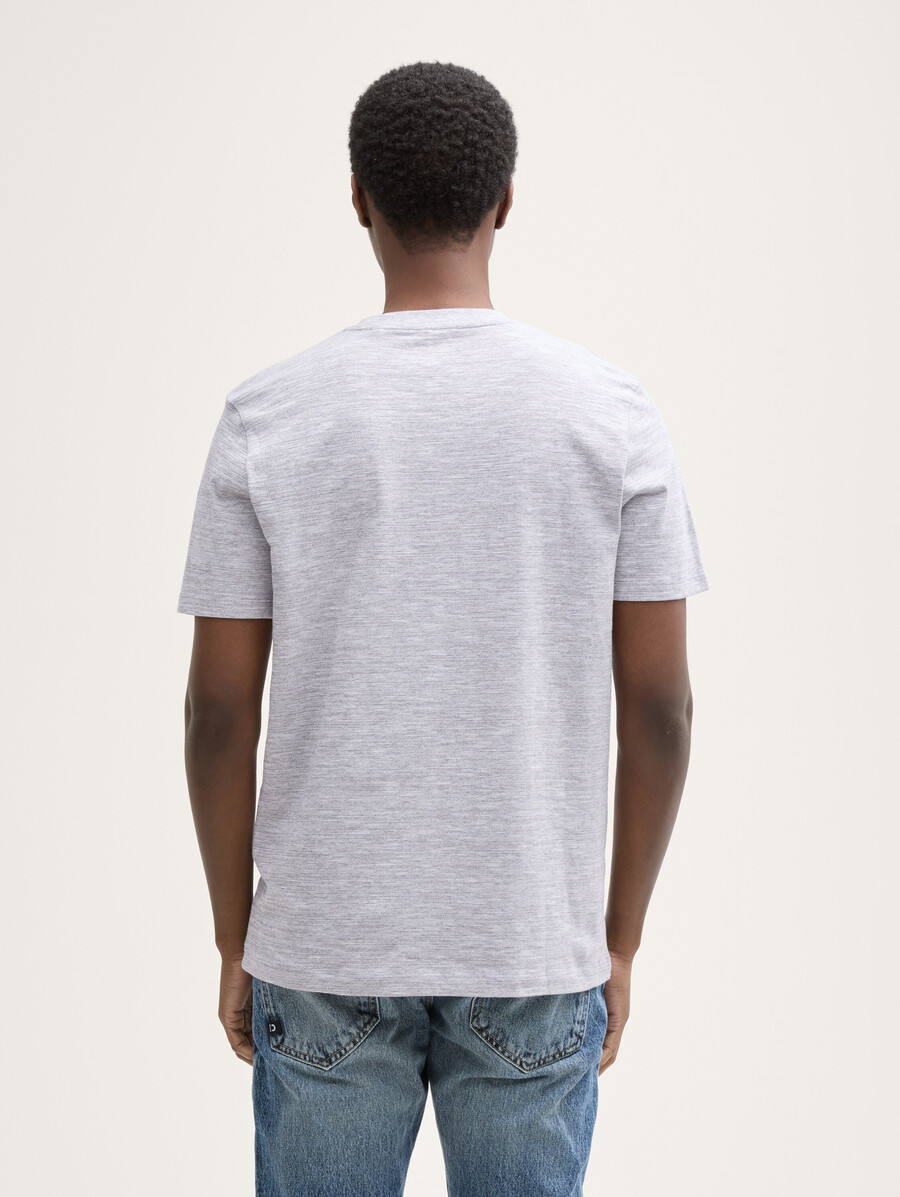camiseta básica con look melange