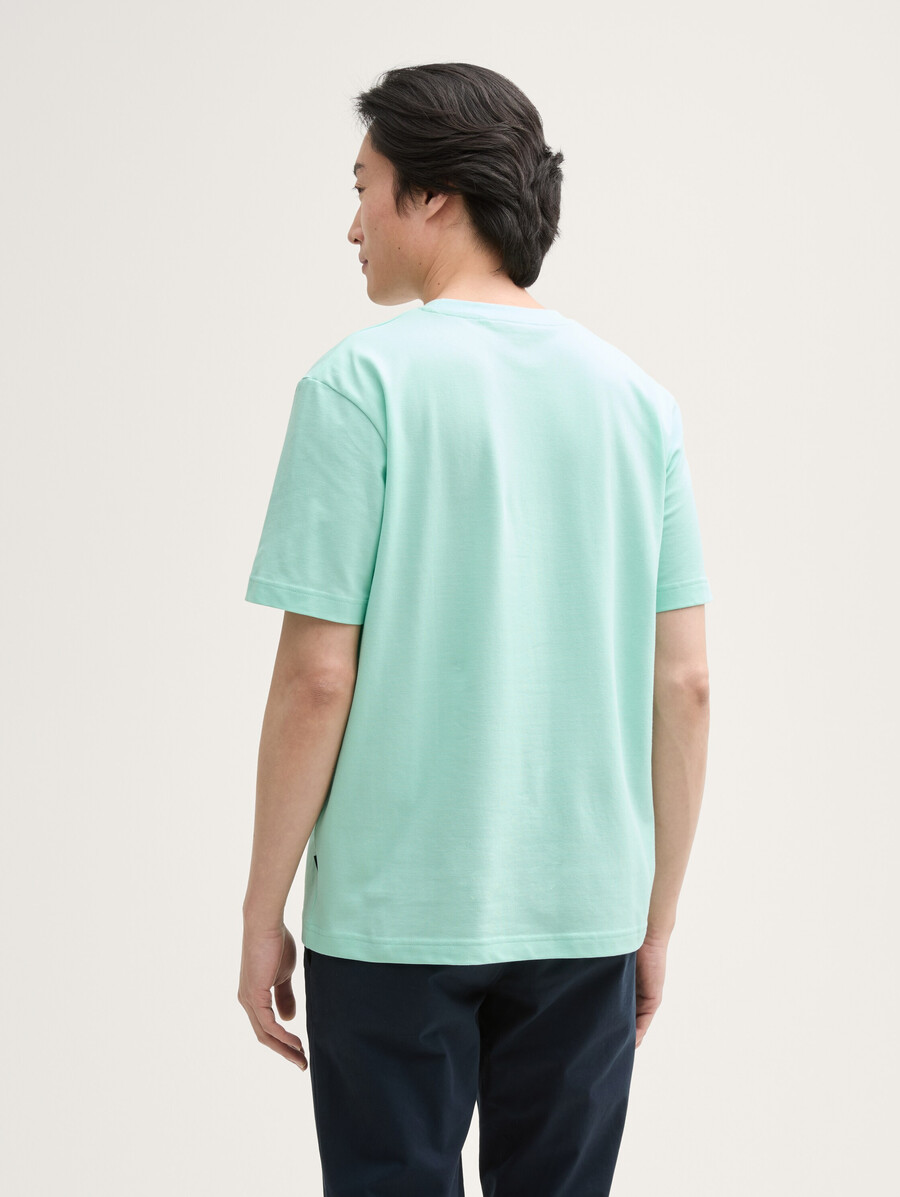 camiseta con textura de piqué
