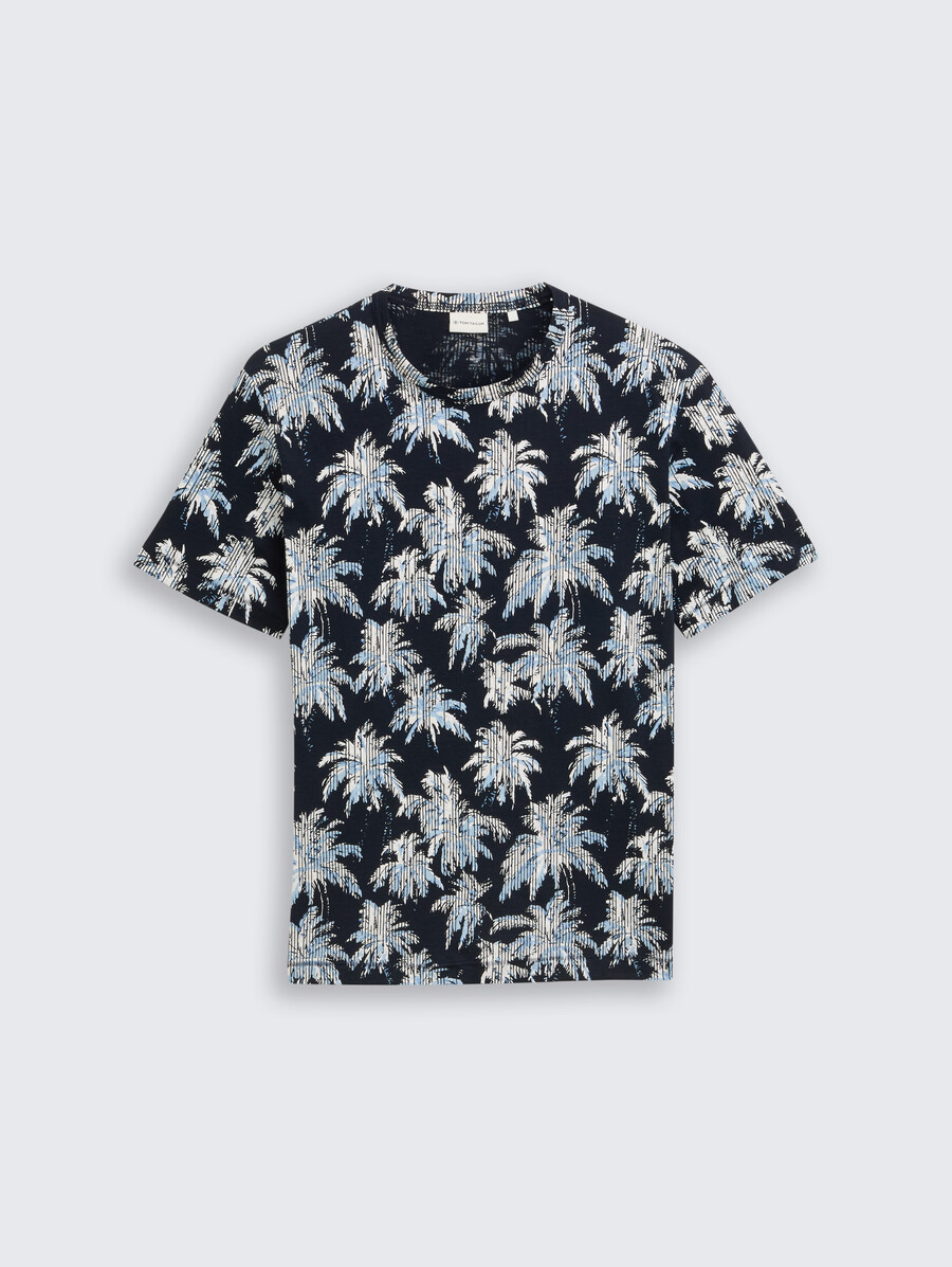 camiseta con estampado de palmeras