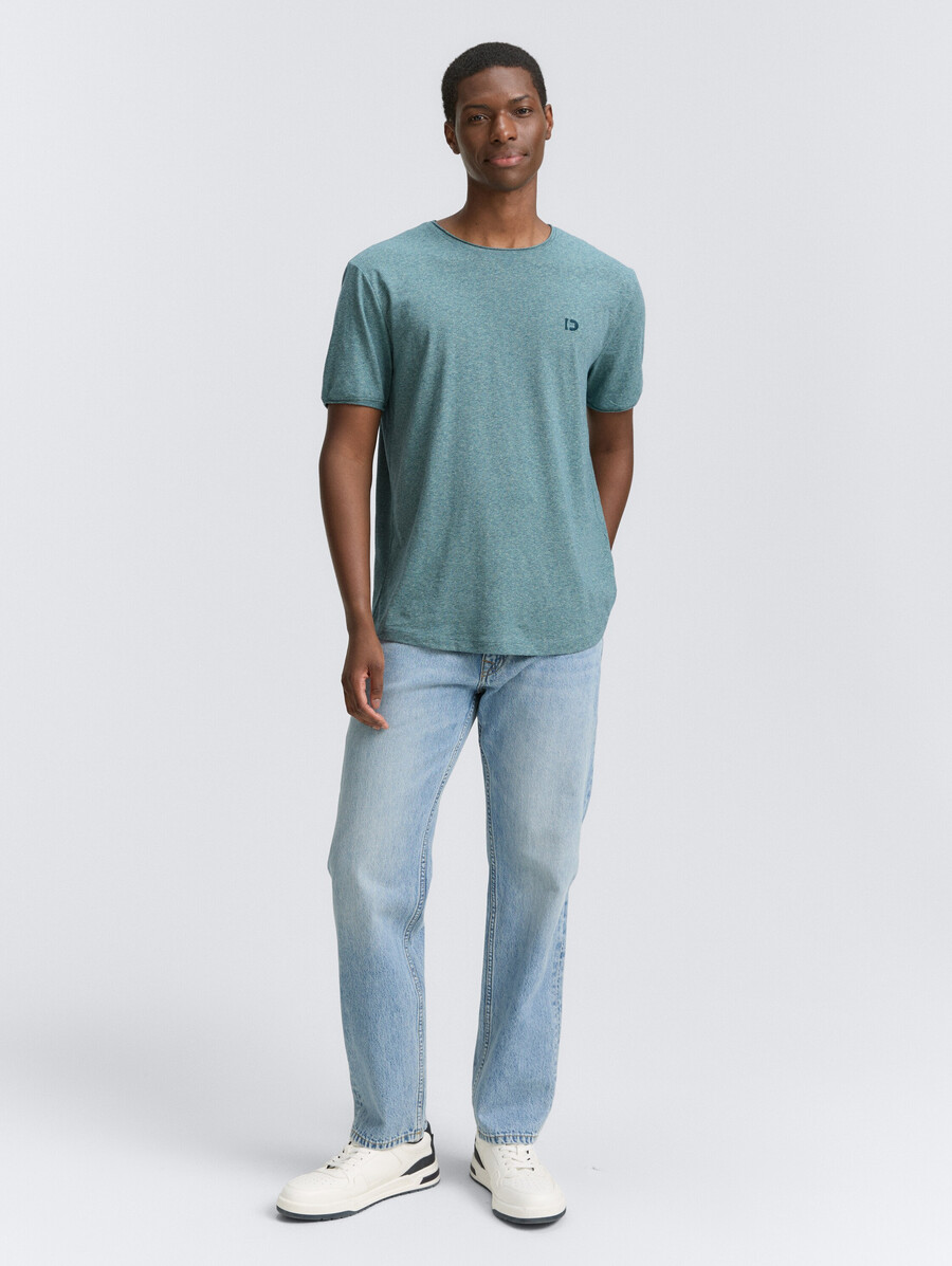 camiseta con look melange