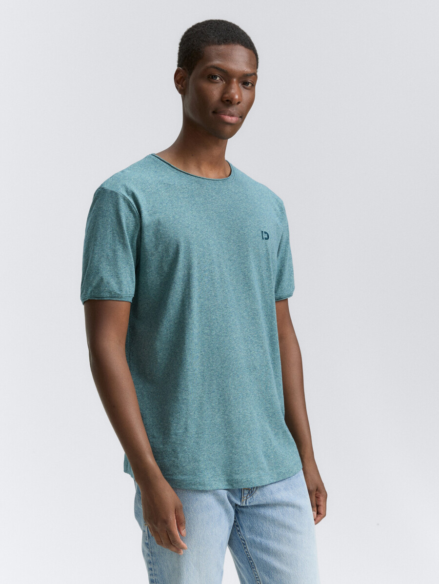 camiseta con look melange