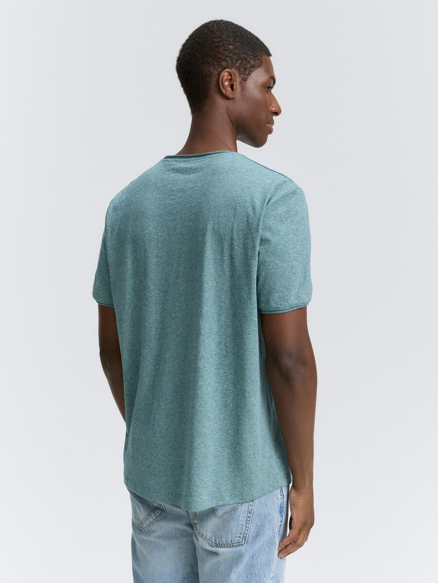 camiseta con look melange
