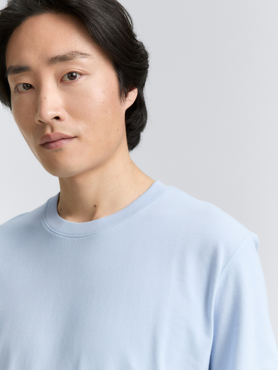 camiseta con textura de piqué