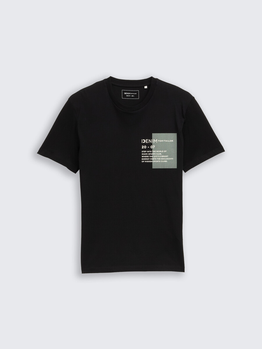 camiseta básica con estampado de logo