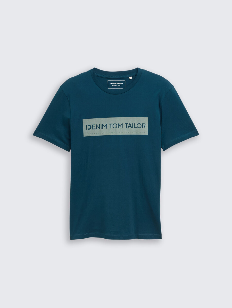 camiseta básica con estampado de logo