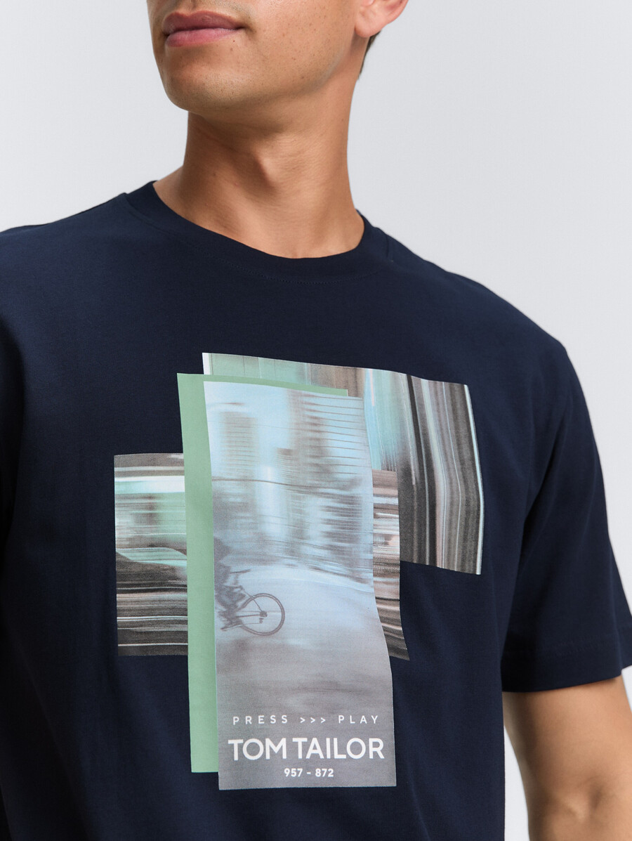 camiseta con estampado fotográfico