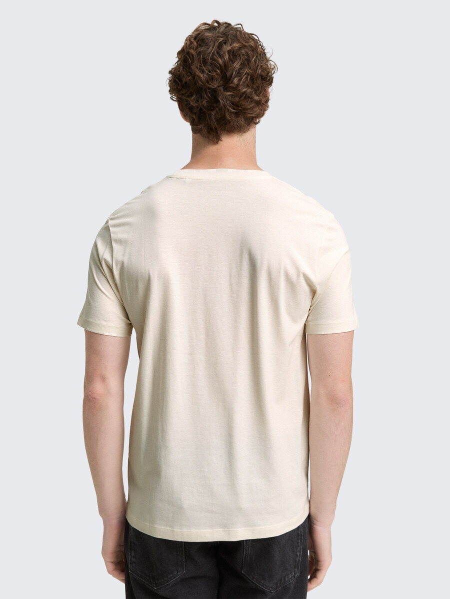camiseta con estampado fotográfico