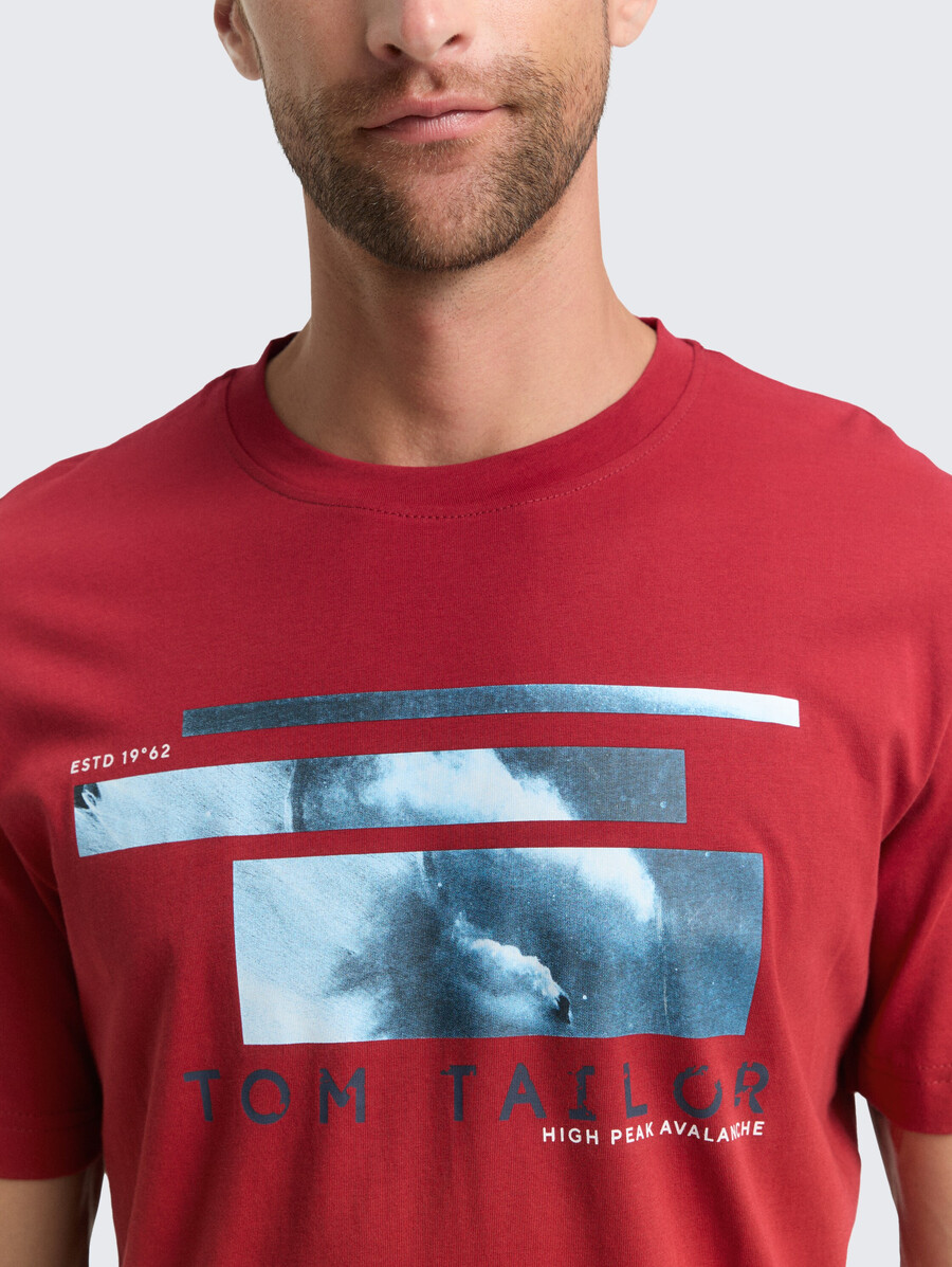 camiseta con estampado fotográfico