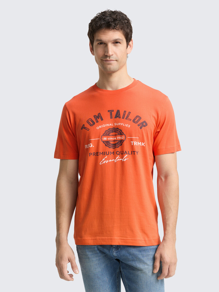 camiseta con estampado de logotipo