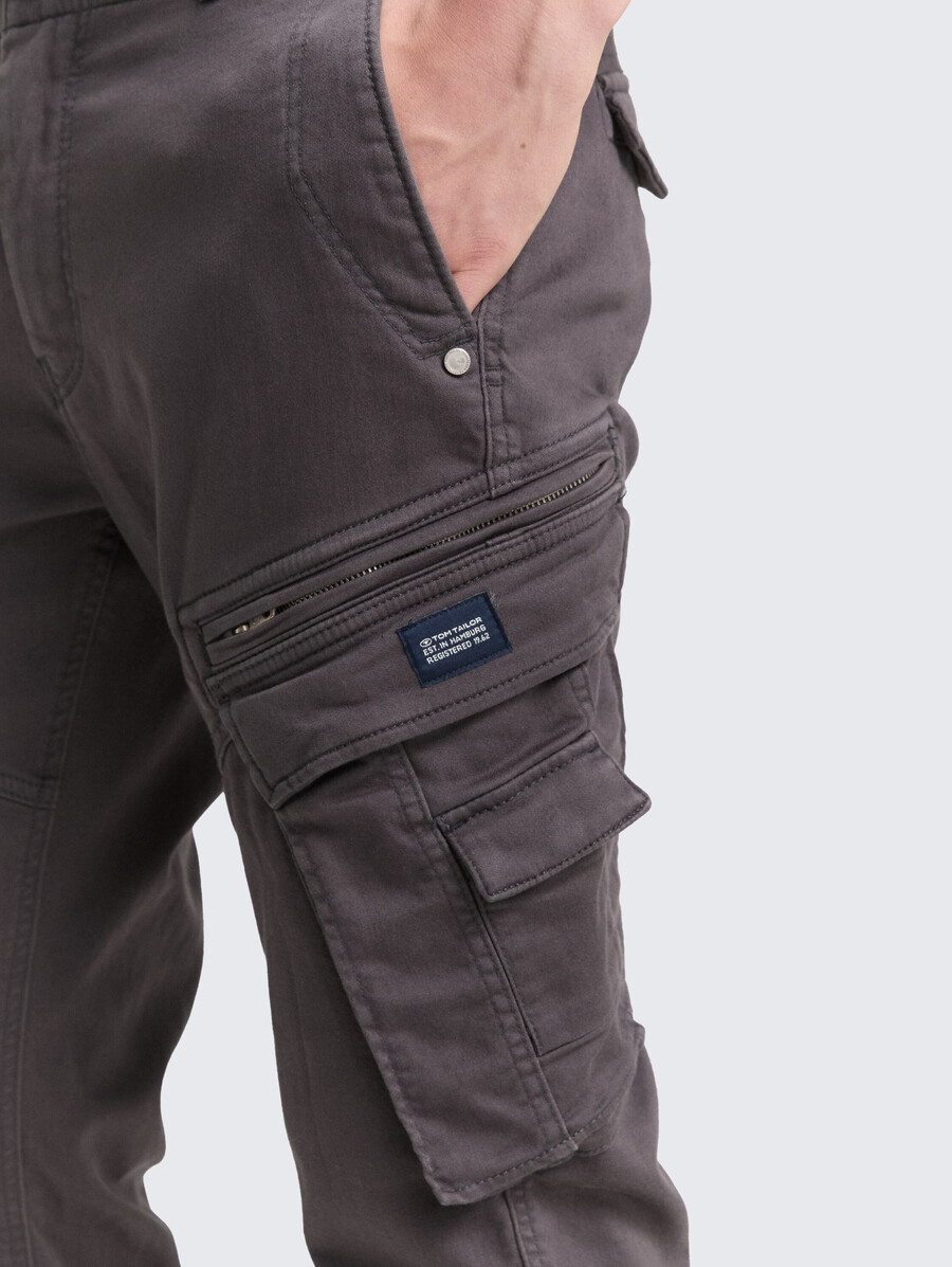 pantalones cargo cónicos con elástico